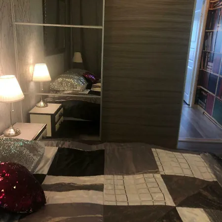 Apartments Savonlinna * סאבונלינה